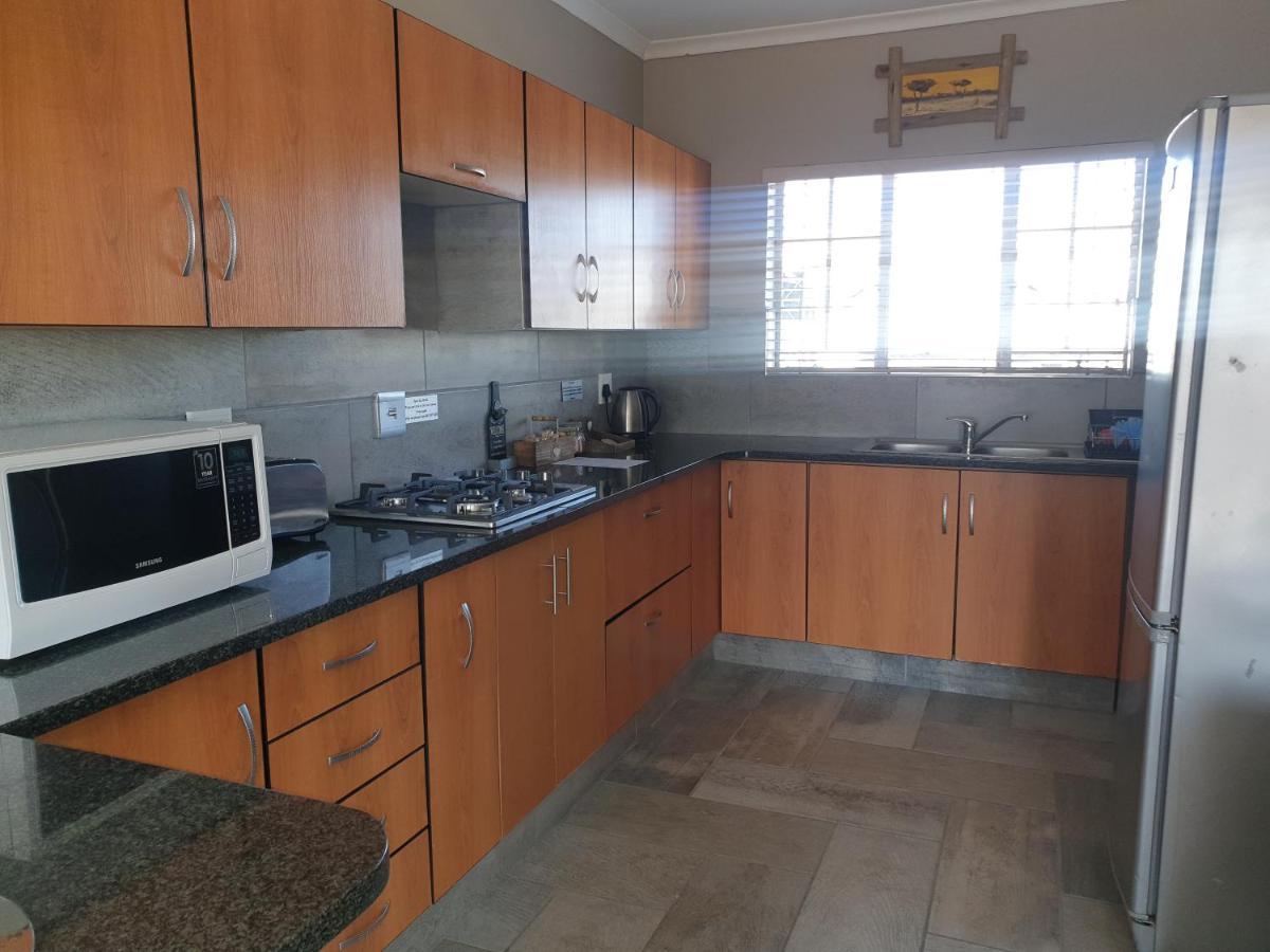Rudman Townhouses - Family Apartment Boksburg Eksteriør bilde